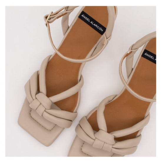 Sandalias veganas acolchadas de mujer